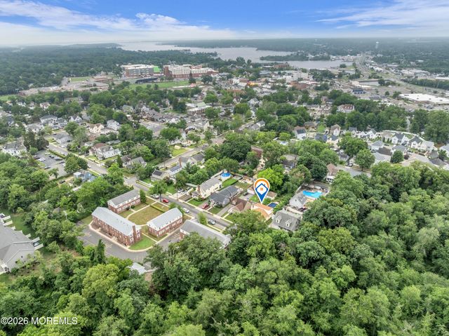 44 Broad Street, Toms River, NJ 08753