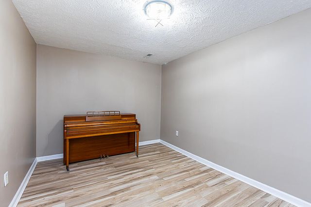 58 hughes Avenue, Winchester, KY 40391