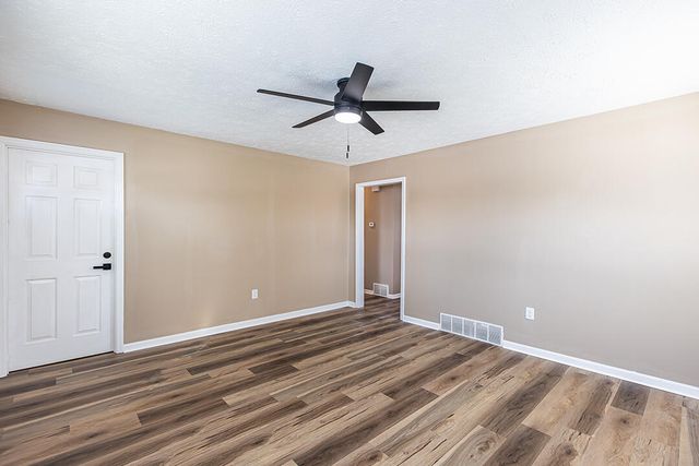 58 hughes Avenue, Winchester, KY 40391