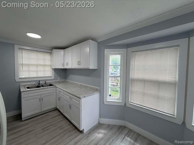 7416 Heyden Street, Detroit, MI 48228