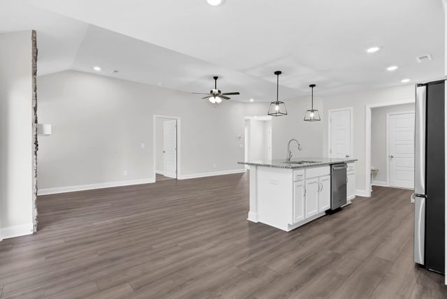 2689 Brewster Dr, Clarksville, TN 37042