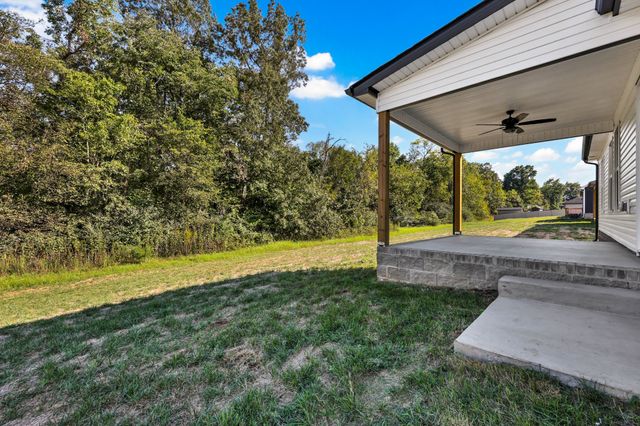 2689 Brewster Dr, Clarksville, TN 37042