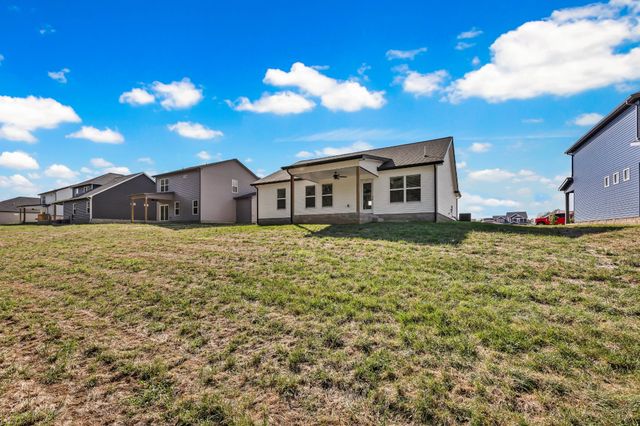 2689 Brewster Dr, Clarksville, TN 37042