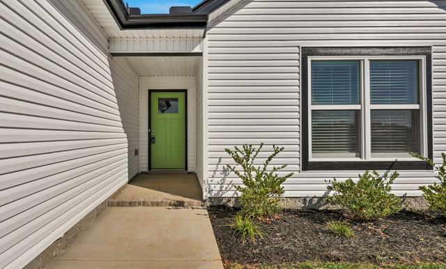 2689 Brewster Dr, Clarksville, TN 37042