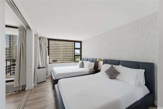 201 Ohua Avenue 911, Honolulu, HI 96815