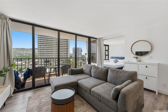201 Ohua Avenue 911, Honolulu, HI 96815