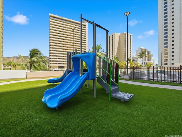 201 Ohua Avenue 911, Honolulu, HI 96815