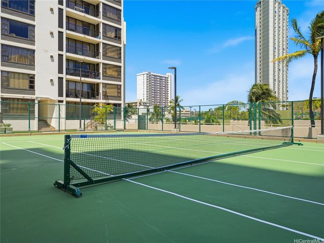 201 Ohua Avenue 911, Honolulu, HI 96815