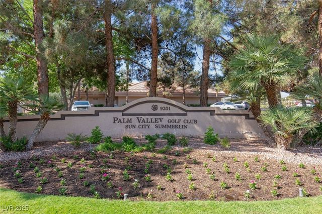 9705 Blue Bell Drive, Las Vegas, NV 89134