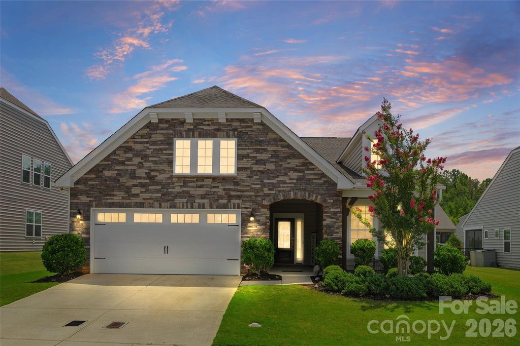 2336 Abundance Lane, Waxhaw, NC 28173
