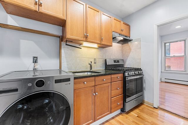 26 Unity St 2, Boston, MA 02113
