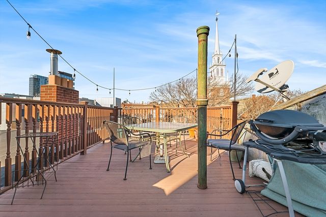 26 Unity St 2, Boston, MA 02113