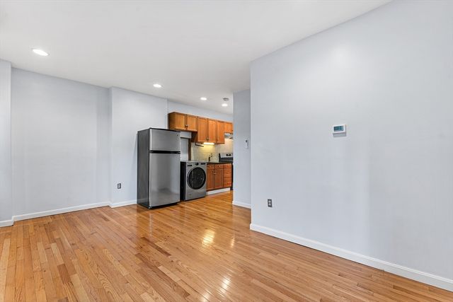 26 Unity St 2, Boston, MA 02113