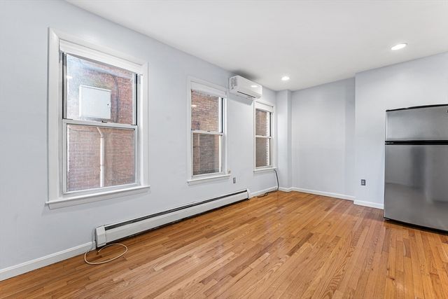 26 Unity St 2, Boston, MA 02113