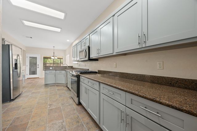 1304 Meadow Lark DR, Cedar Park, TX 78613