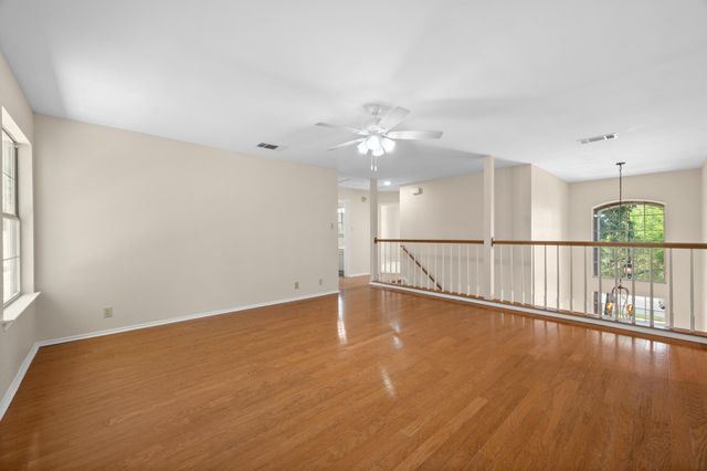 1304 Meadow Lark DR, Cedar Park, TX 78613