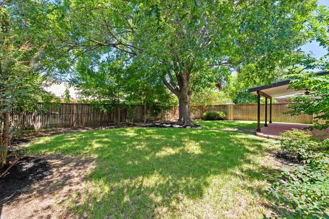 1304 Meadow Lark DR, Cedar Park, TX 78613