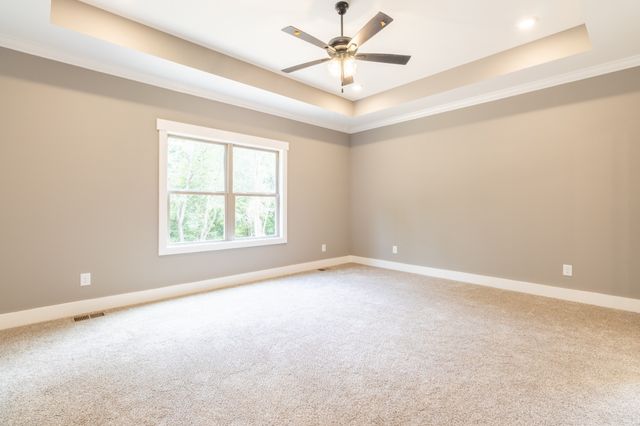 1183 Hangar Dr, Springfield, TN 37172