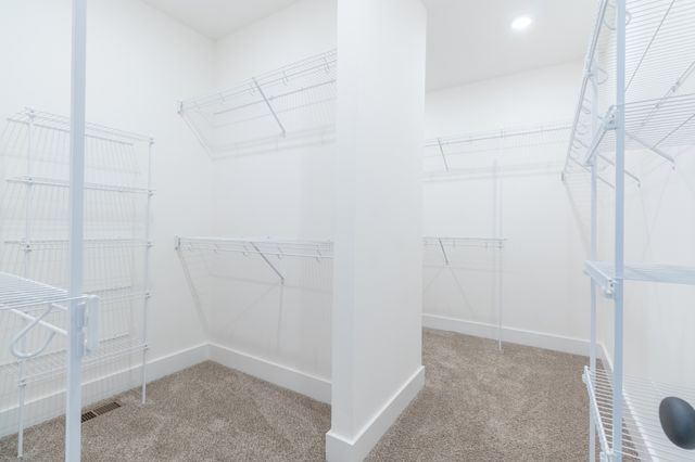 1183 Hangar Dr, Springfield, TN 37172