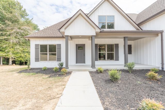 1183 Hangar Dr, Springfield, TN 37172