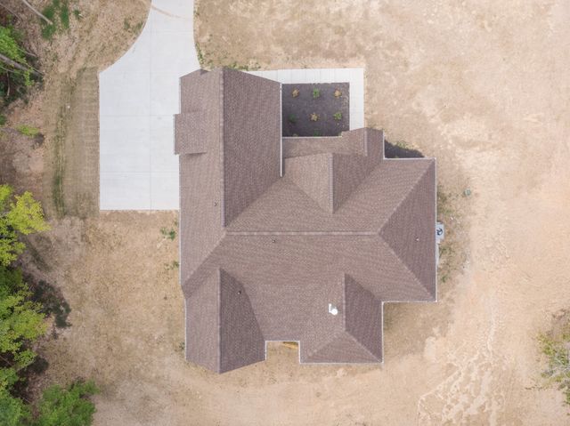 1183 Hangar Dr, Springfield, TN 37172