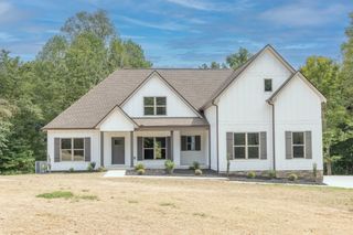 1183 Hangar Dr, Springfield, TN 37172