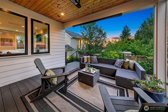 8527 Latona Avenue NE, Seattle, WA 98115