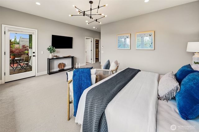 8527 Latona Avenue NE, Seattle, WA 98115