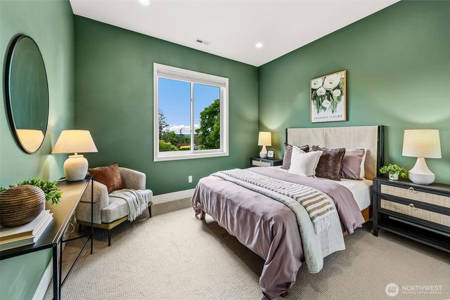 8527 Latona Avenue NE, Seattle, WA 98115