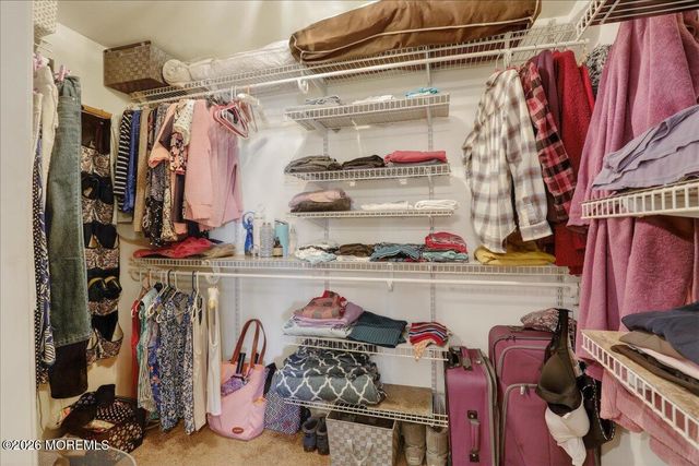 194 Park Place, Belford, NJ 07718