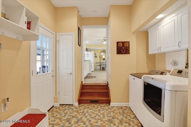 194 Park Place, Belford, NJ 07718