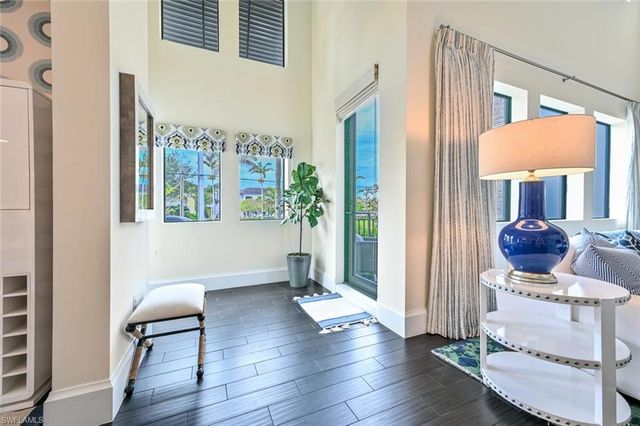 1030 3rd AVE S 105, Naples, FL 34102