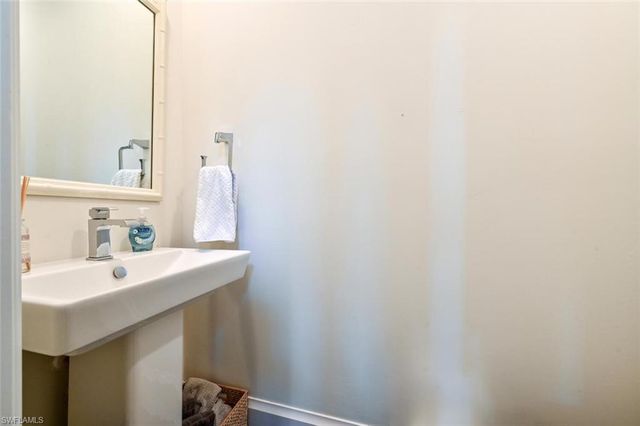1030 3rd AVE S 105, Naples, FL 34102