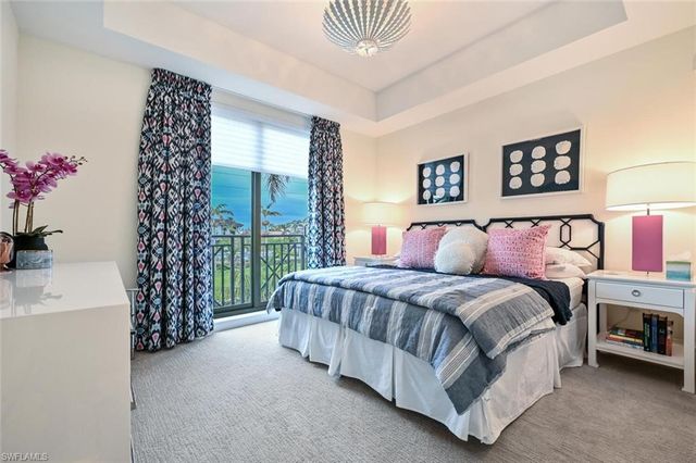1030 3rd AVE S 105, Naples, FL 34102