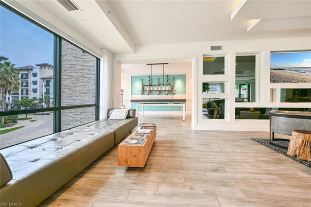 1030 3rd AVE S 105, Naples, FL 34102