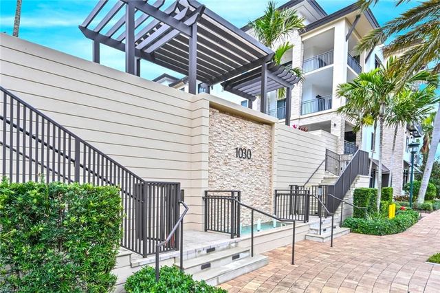 1030 3rd AVE S 105, Naples, FL 34102