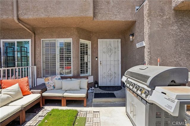 1599 W Jefferson Boulevard, Los Angeles, CA 90018
