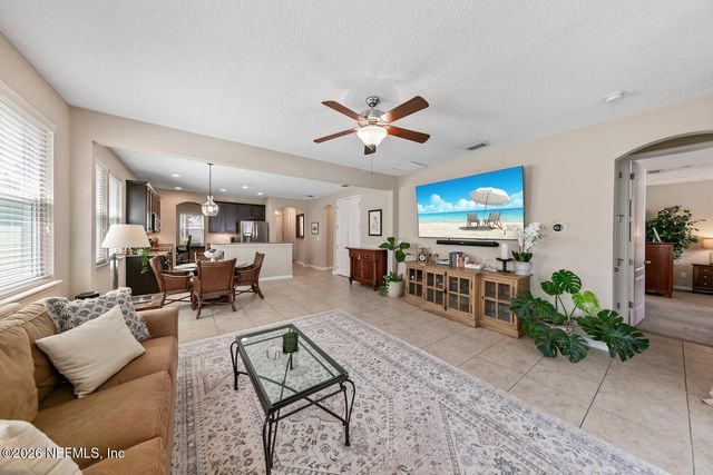 11854 WYNNFIELD LAKES Circle, Jacksonville, FL 32246