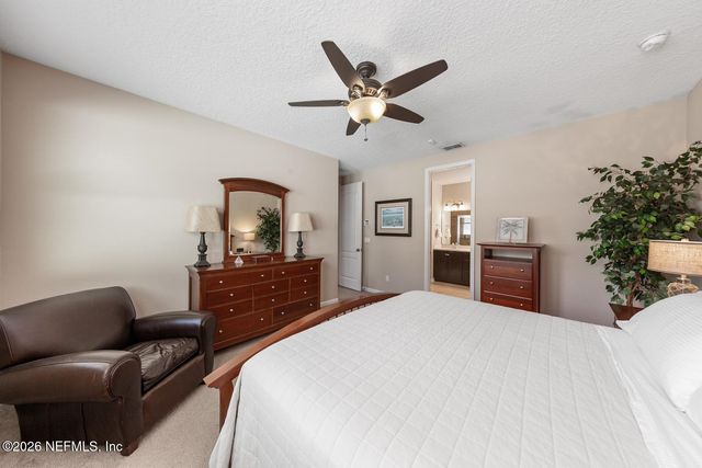 11854 WYNNFIELD LAKES Circle, Jacksonville, FL 32246