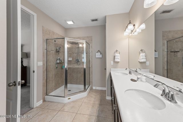 11854 WYNNFIELD LAKES Circle, Jacksonville, FL 32246