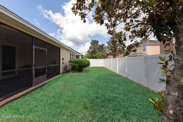 11854 WYNNFIELD LAKES Circle, Jacksonville, FL 32246