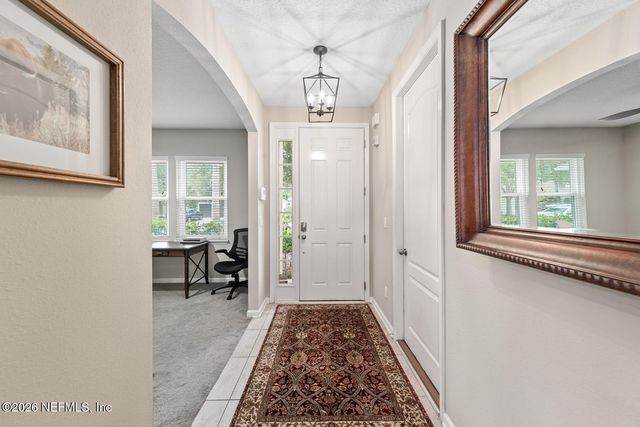 11854 WYNNFIELD LAKES Circle, Jacksonville, FL 32246