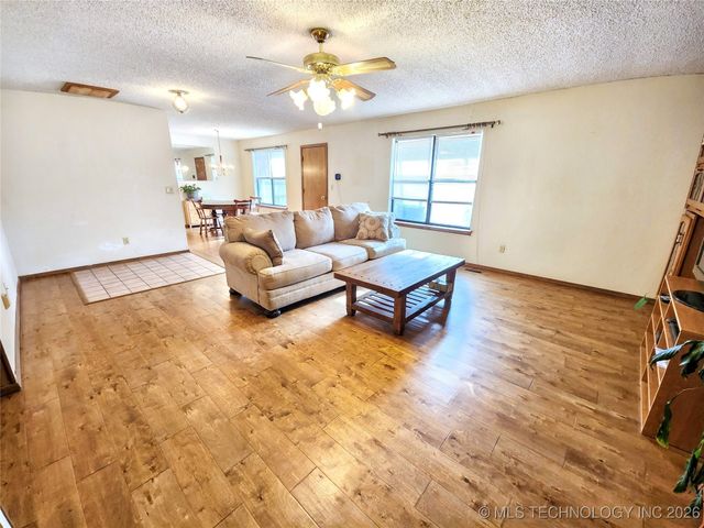 606 Jeffery Street, Tahlequah, OK 74464