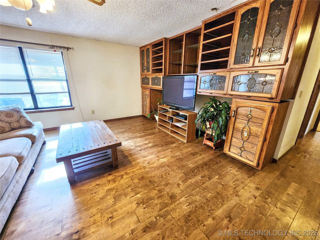 606 Jeffery Street, Tahlequah, OK 74464