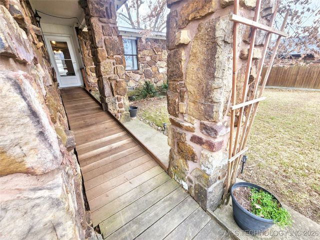 606 Jeffery Street, Tahlequah, OK 74464