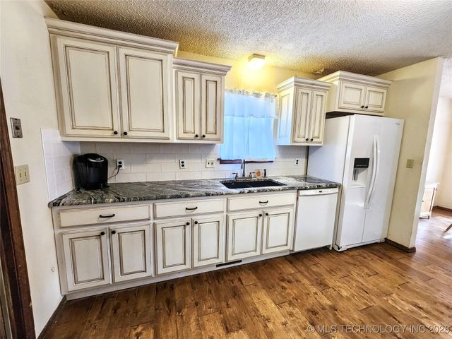 606 Jeffery Street, Tahlequah, OK 74464