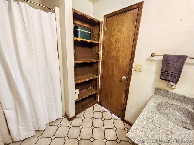 606 Jeffery Street, Tahlequah, OK 74464