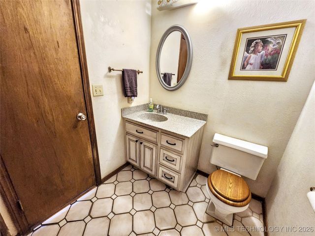 606 Jeffery Street, Tahlequah, OK 74464