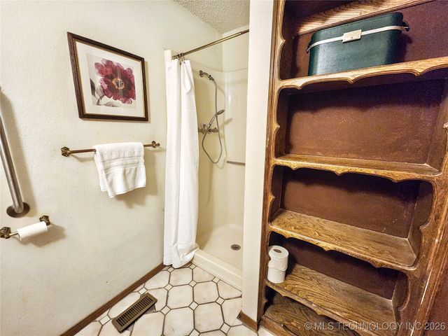 606 Jeffery Street, Tahlequah, OK 74464