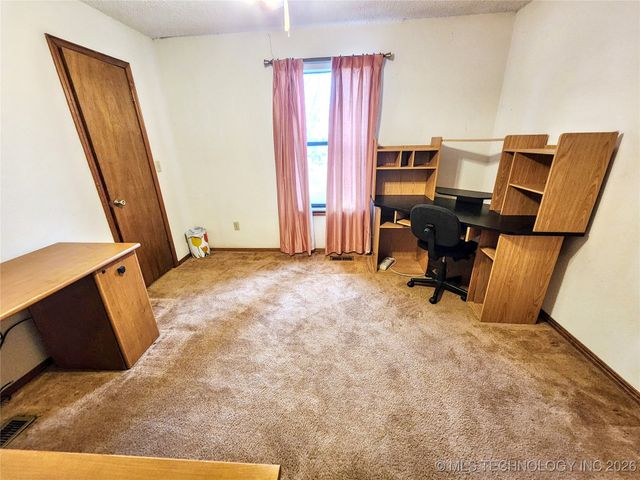 606 Jeffery Street, Tahlequah, OK 74464